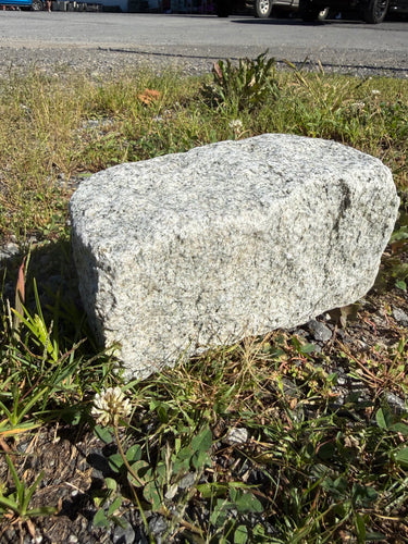 STONE BELGIUM BLOCK  4X4X8 GREY
